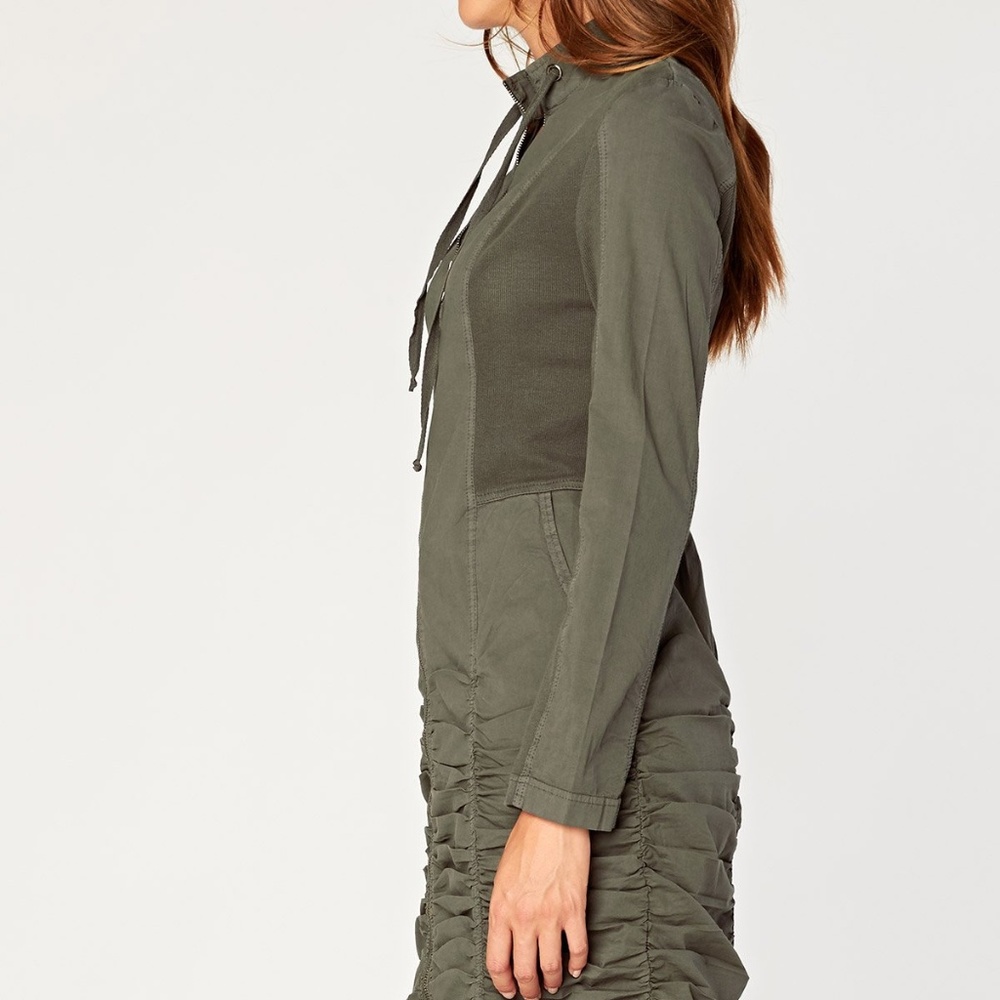 Green Rouched Jacket - Picture 3 of 3